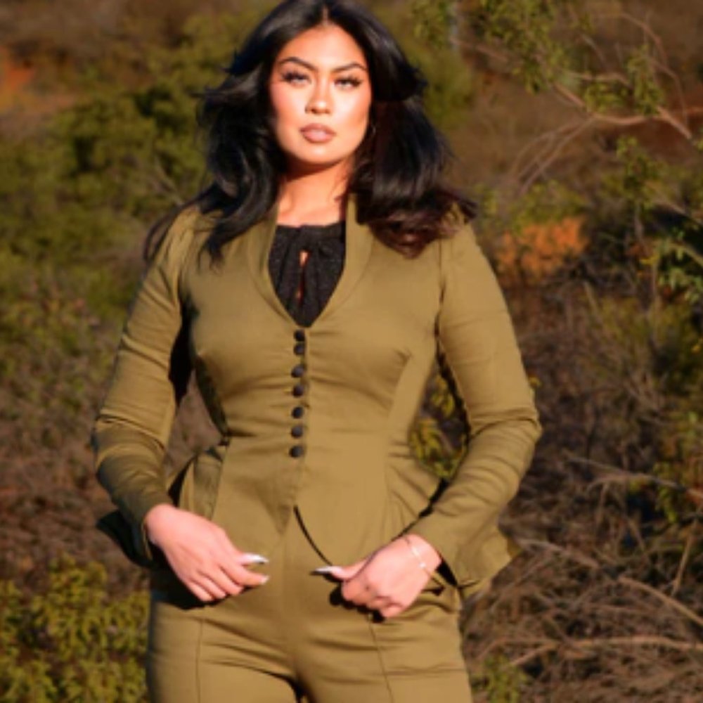 Morgana Jacket in Olive Twill